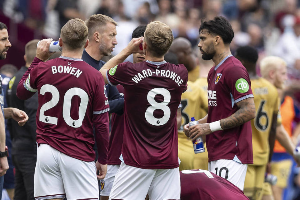 丁俊晖6-4海菲尔德晋级 中国5人挺进斯诺克国锦赛16强